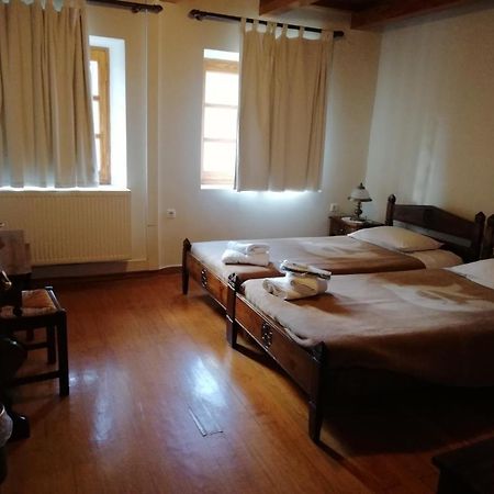 Abeliona Guesthouse 앰블리오나 외부 사진