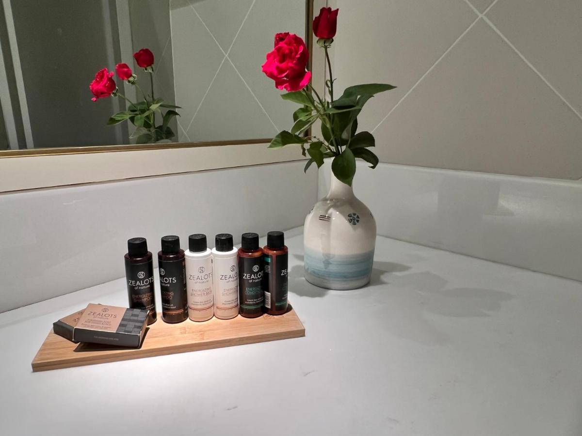 Abeliona Guesthouse 앰블리오나 외부 사진